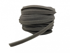 CRS GĄBKA MASKUJĄCA TRÓJKĄTNA BEZ KLEJU DO PODKŁADOWANIA 50M