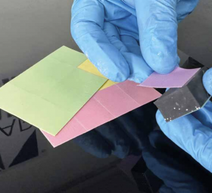 CRS ARKUSZ DO WTRĄCEŃ STARFILM 32X26MM P1500